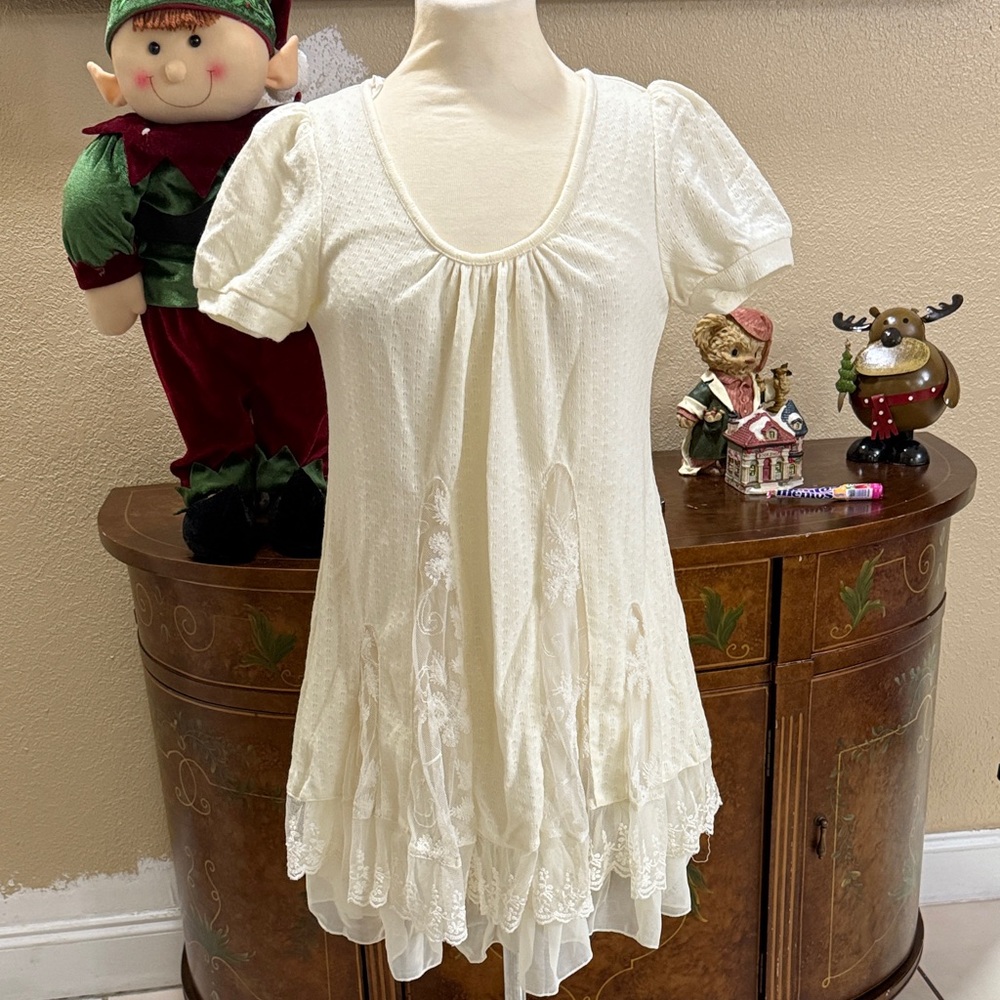 Blue Bird Ivory Lace Top